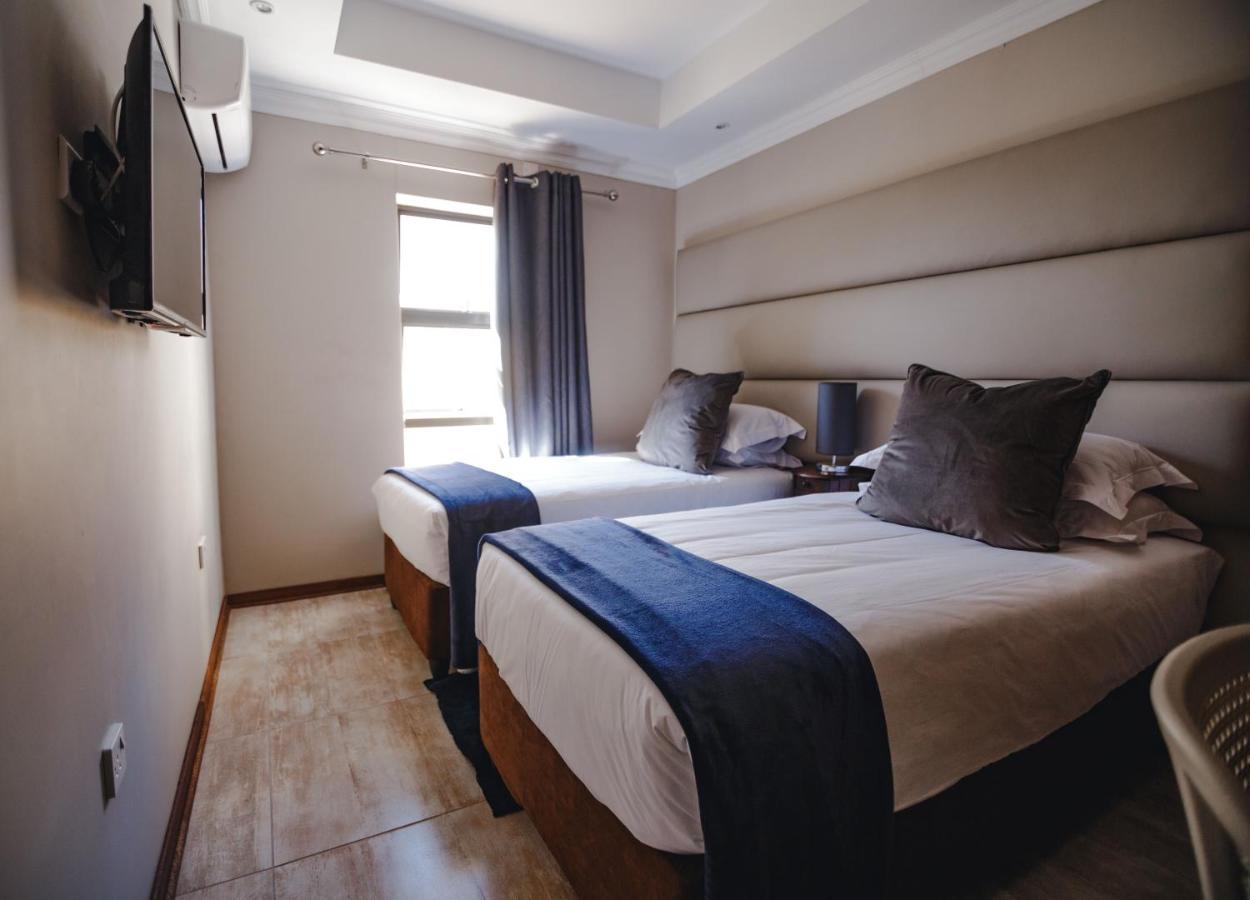 The Capital Guest House Gaborone Buitenkant foto