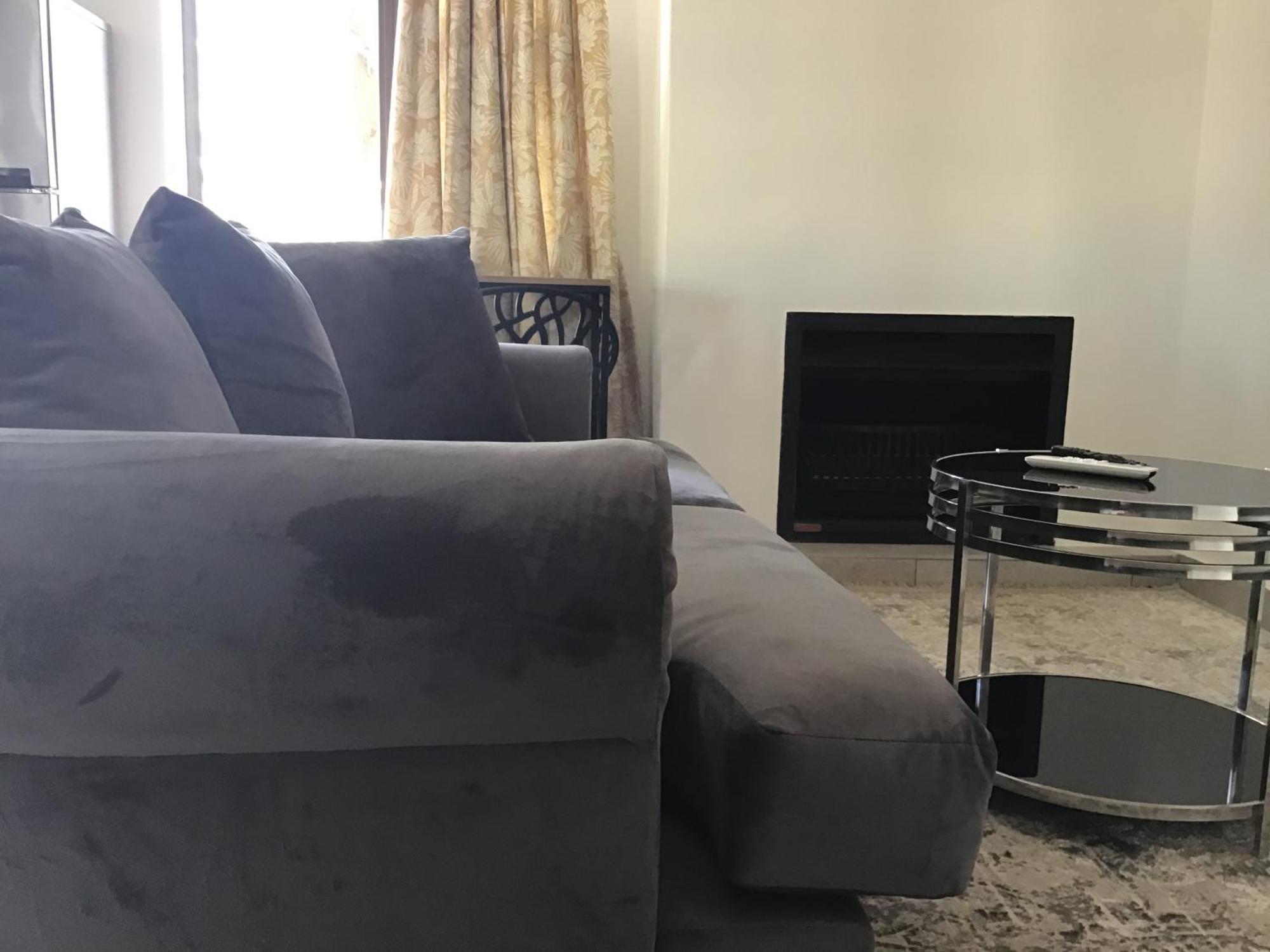 The Capital Guest House Gaborone Buitenkant foto