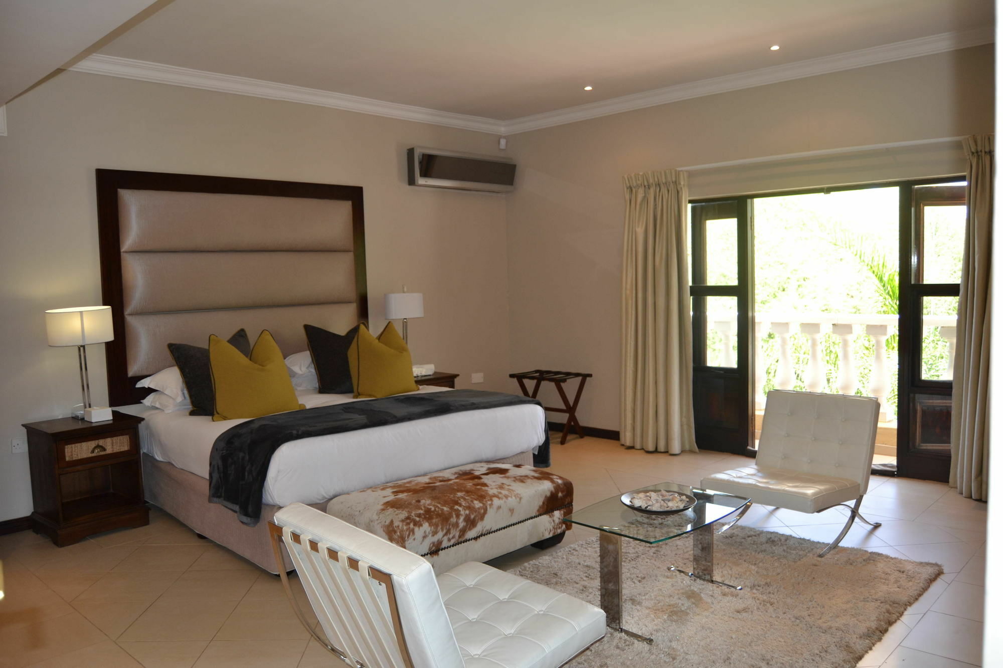 The Capital Guest House Gaborone Buitenkant foto