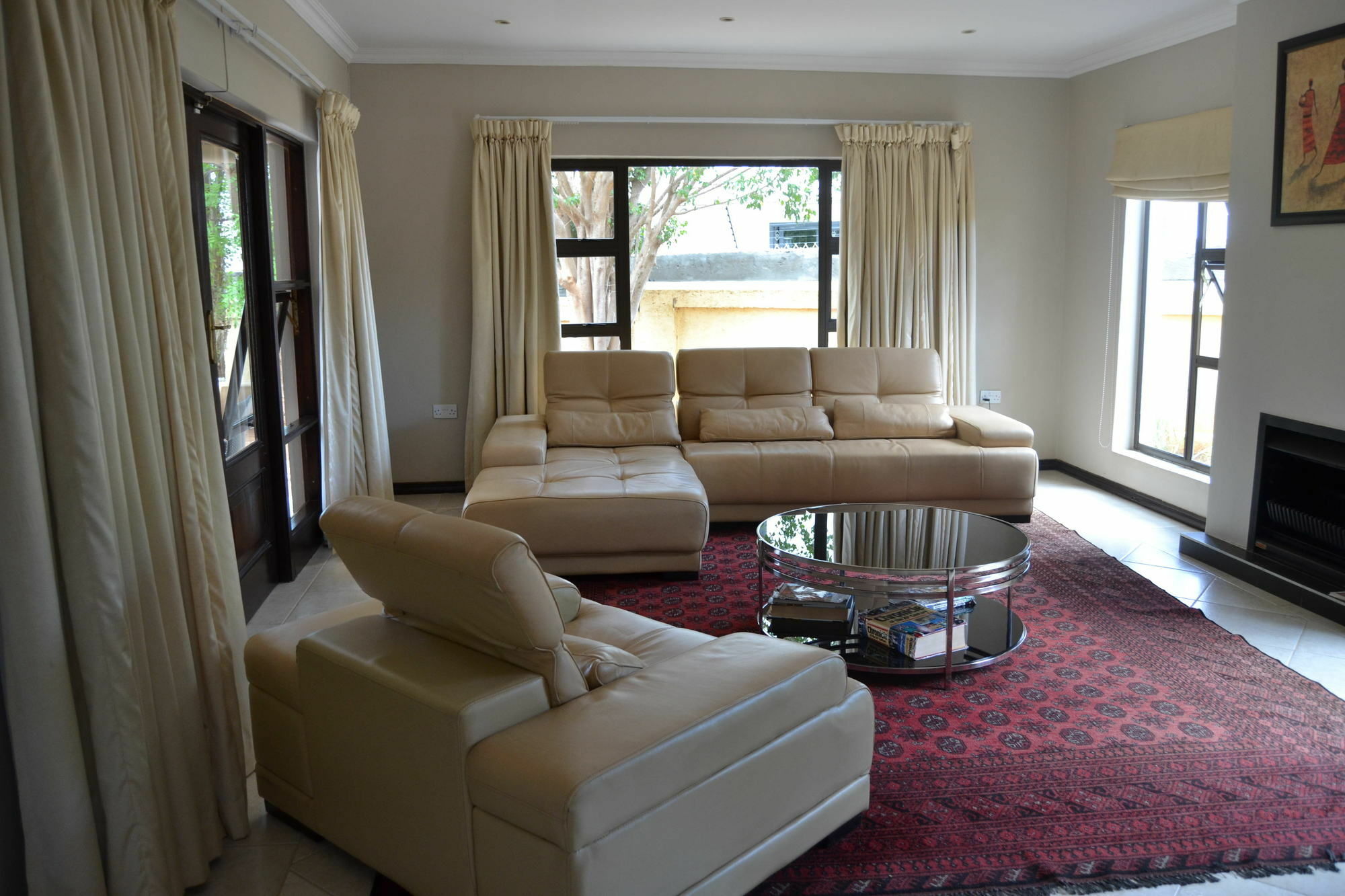 The Capital Guest House Gaborone Buitenkant foto